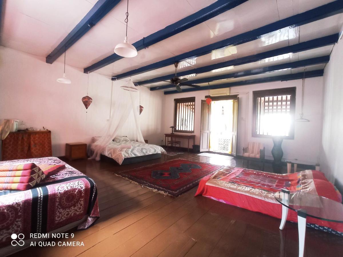 Вілла Joti'S Oasis Chinatown Malacca Екстер'єр фото